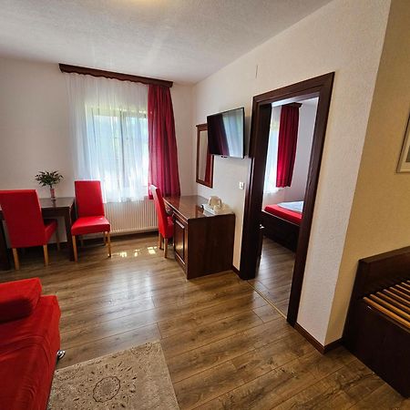 Pansion Breza Hotell Plitvička Jezera Exteriör bild