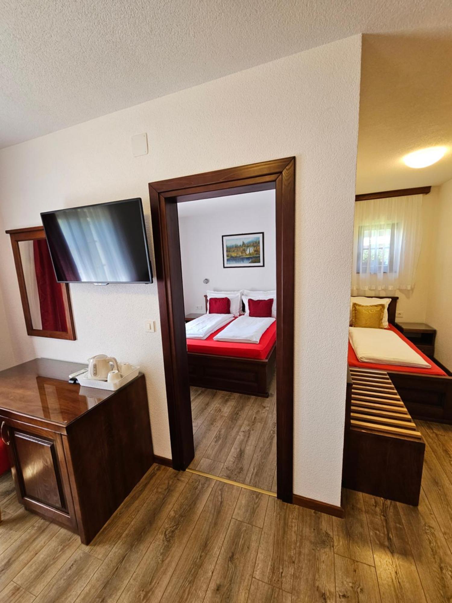Pansion Breza Hotell Plitvička Jezera Exteriör bild