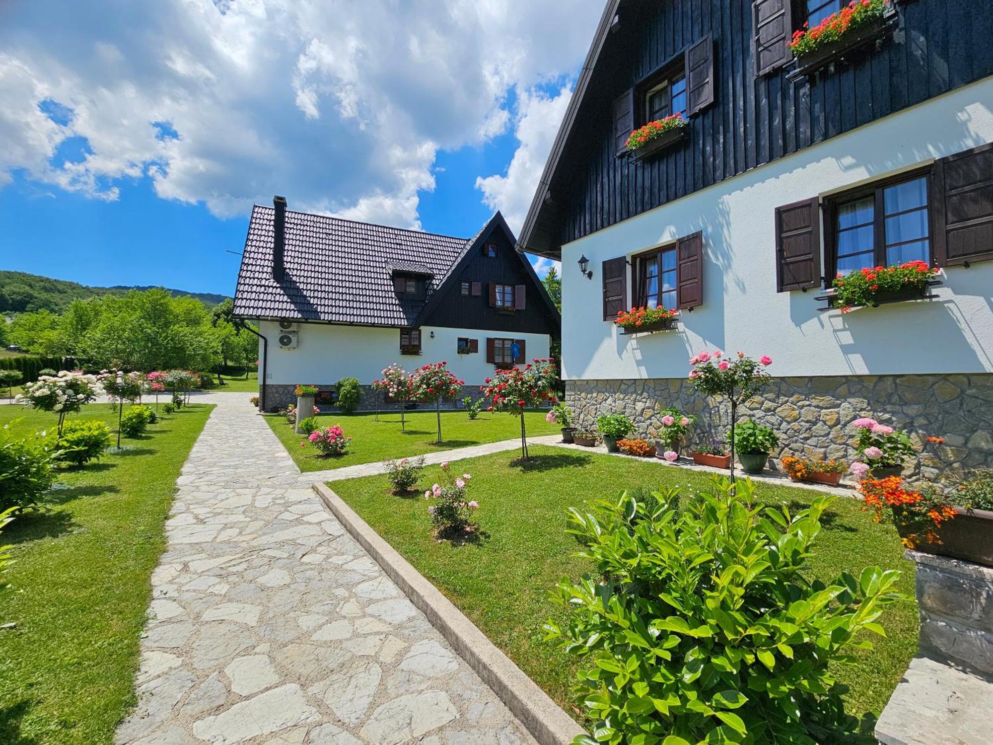 Pansion Breza Hotell Plitvička Jezera Exteriör bild