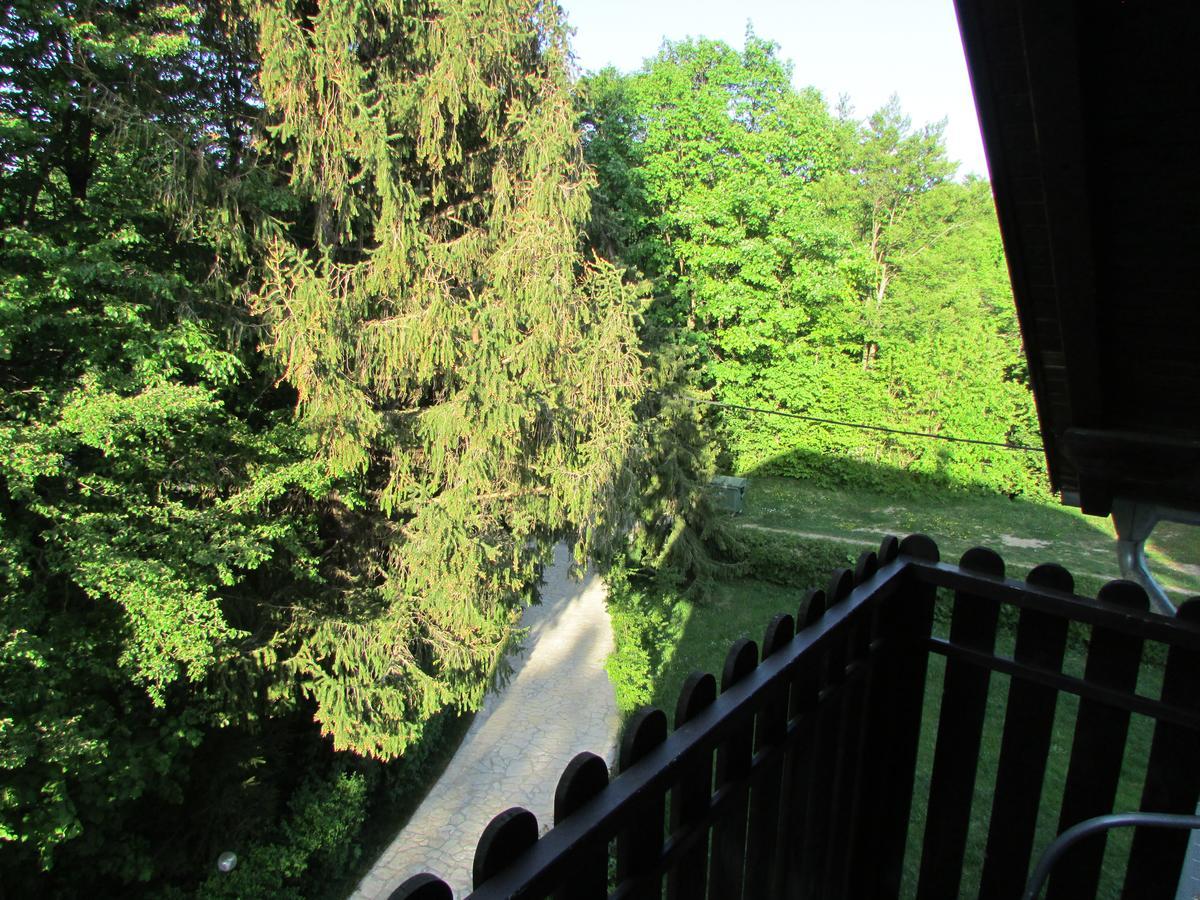 Pansion Breza Hotell Plitvička Jezera Exteriör bild