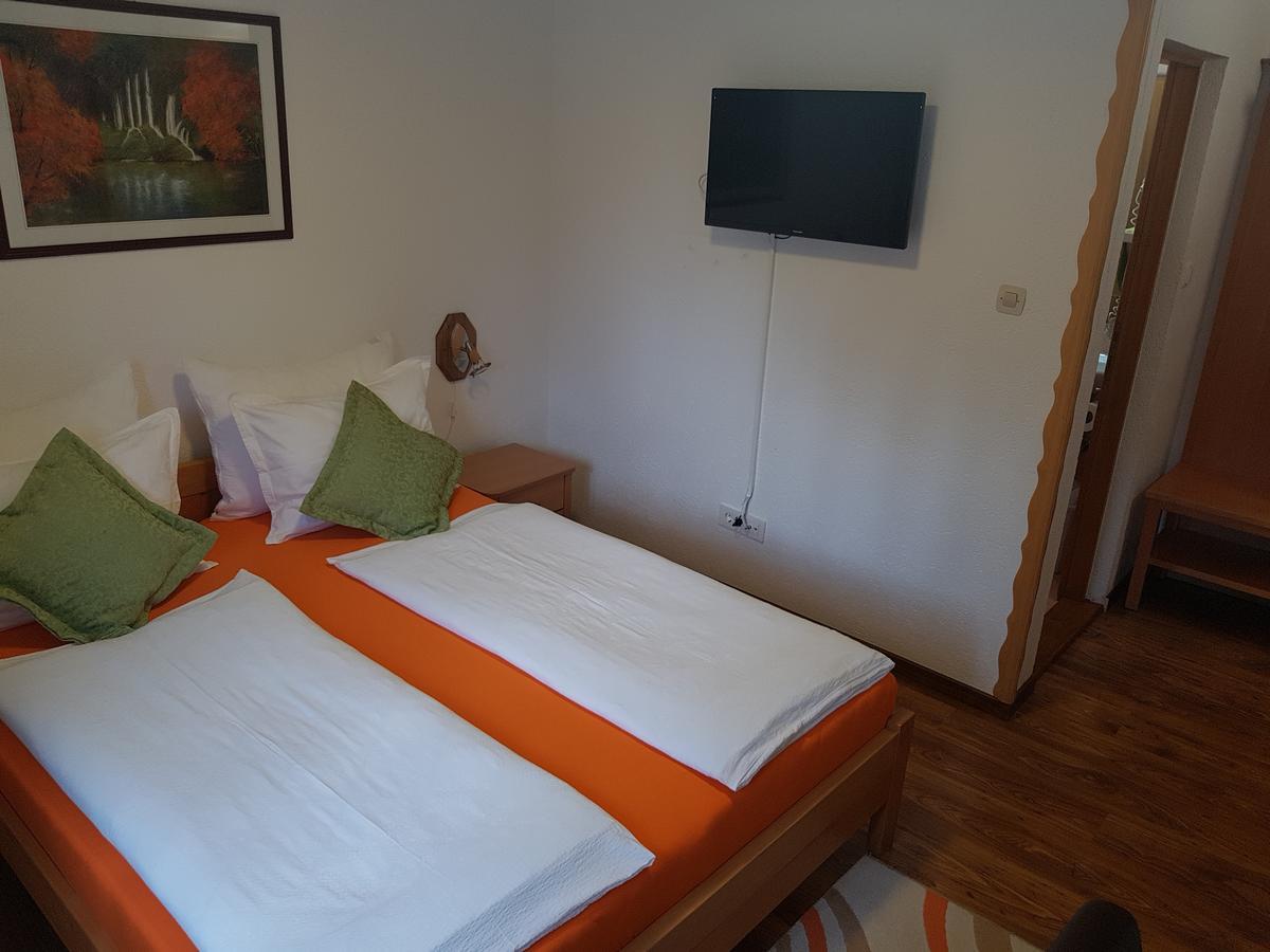 Pansion Breza Hotell Plitvička Jezera Exteriör bild