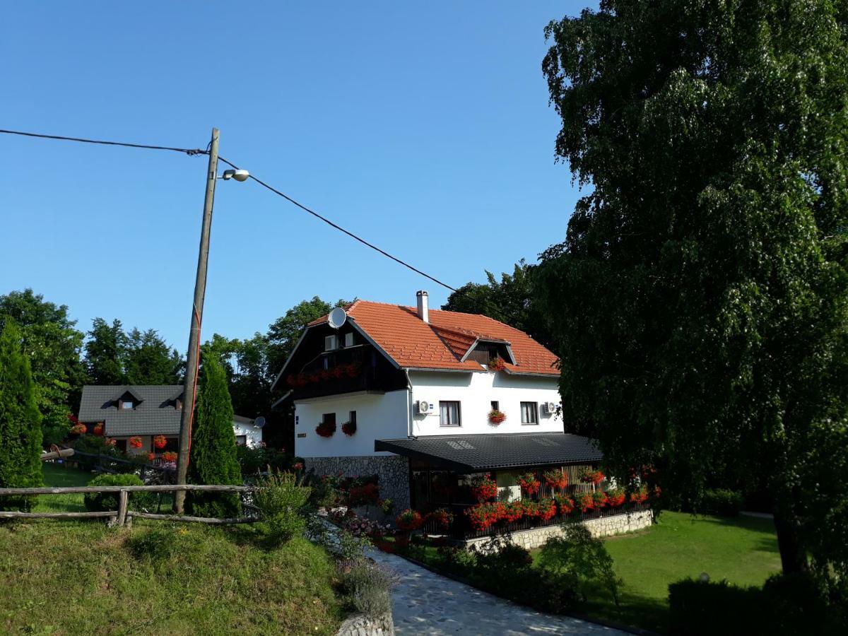 Pansion Breza Hotell Plitvička Jezera Exteriör bild
